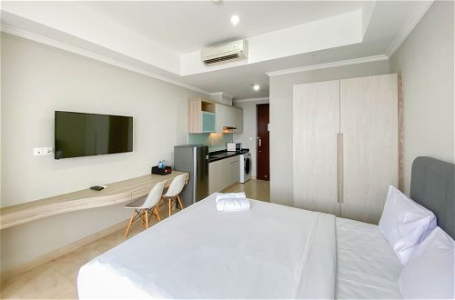 Foto 5 - Nice And Elegant Designed Studio At Menteng Park Apartment