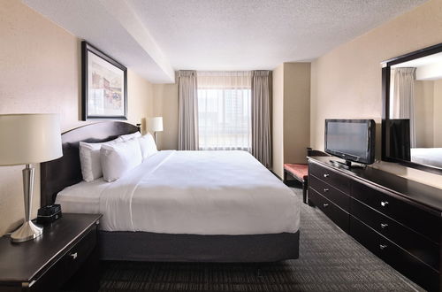 Photo 8 - Les Suites Hotel Ottawa