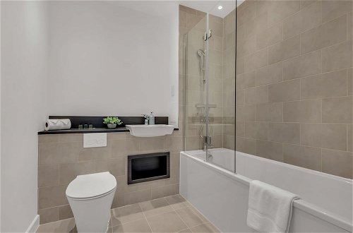 Photo 21 - Brent Cross Serviced Apartments