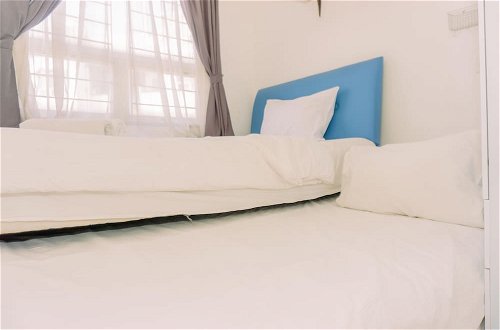 Photo 5 - Comfort 2Br At 22Nd Floor Menara Kebon Jeruk Apartment