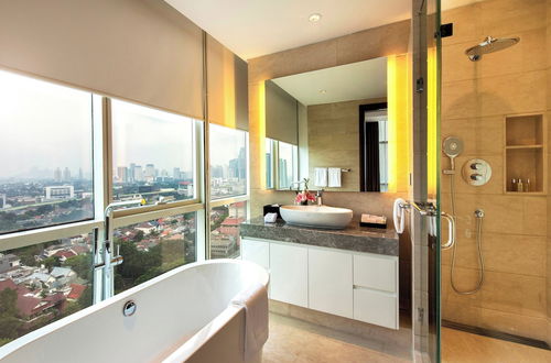 Photo 50 - Oakwood Suites La Maison Jakarta