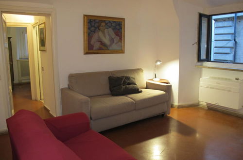 Photo 26 - Aurora in Roma With 2 Bedrooms and 1 Bathrooms