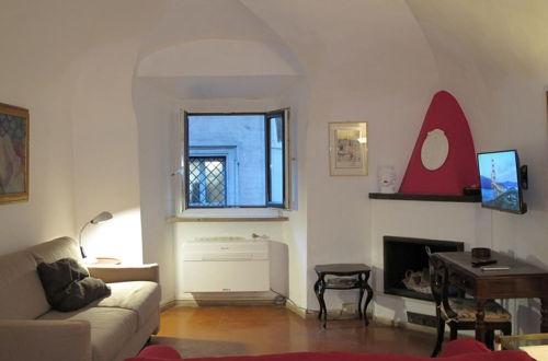 Photo 22 - Aurora in Roma With 2 Bedrooms and 1 Bathrooms