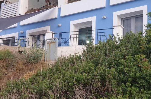 Photo 21 - Amazing On-beach Apartment in Kalymnos