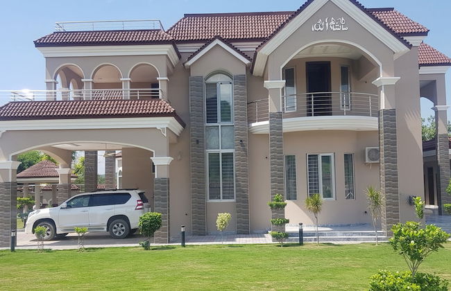 Entire 6-bed Garden Villa - Photo 18
