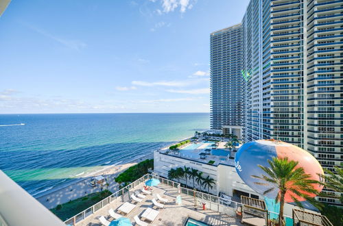 Photo 14 - Beachfront condo, ocean view