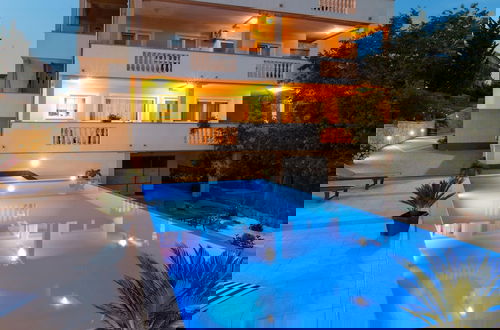 Foto 56 - Scenic Elegant Apartments Krk With Balcony and Pool