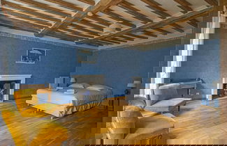 Photo 2 - Spacious Holiday Home With Garden