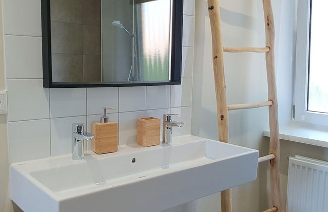 Nice Holiday Home With Terrace - Foto 14