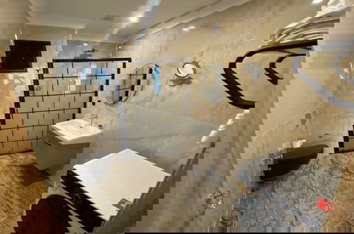 Photo 23 - Rena Grand Residence & Suite