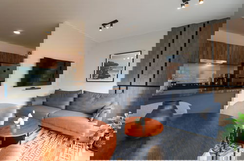 Foto 40 - w Phenomenal 2BR With Balcony in San Isidro