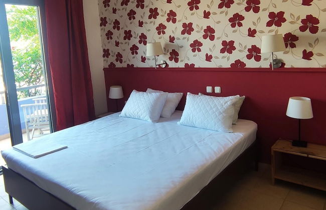Okeania Seafront Rooms in Kamena Vourla - Foto 72