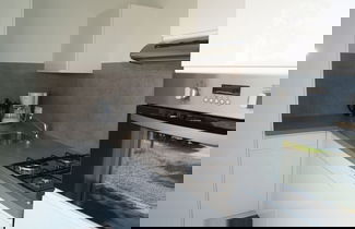 Foto 3 - Modern Chalet With Dishwasher, Near National Park