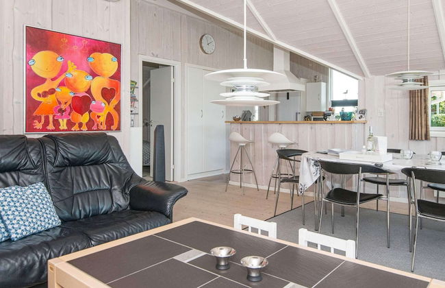6 Person Holiday Home in Bjert - Photo 8