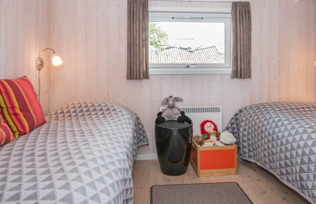 6 Person Holiday Home in Bjert - Photo 7