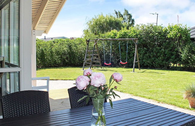 6 Person Holiday Home in Bjert - Photo 24