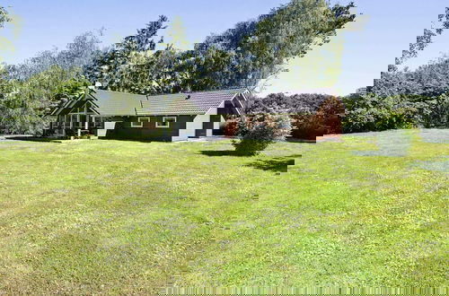 Photo 34 - 6 Person Holiday Home in Hojby-by Traum