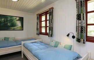 Photo 3 - 8 Person Holiday Home in Hojslev