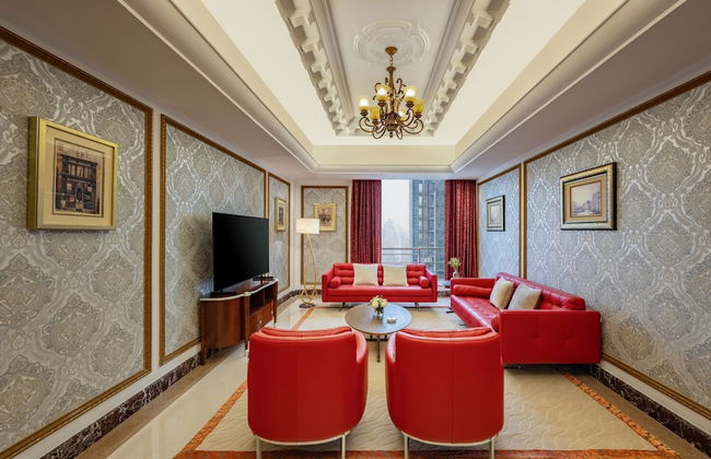 Dusit Hotel & Suites Doha - Photo 37