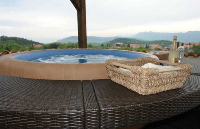 House Rilovic - Two Bedroom House With Swimming Pool and Jacuzzi - Photo 17