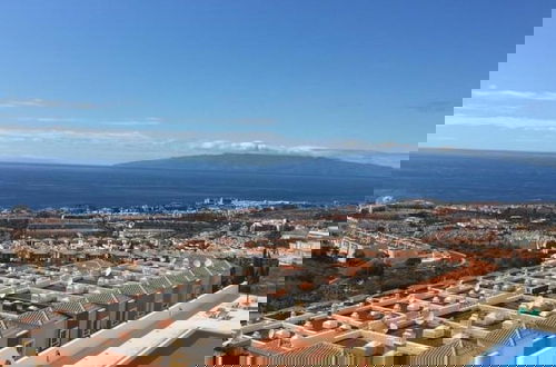 Foto 2 - Enjoy Sunsets at Fully Equipped 2BR Oceanside View