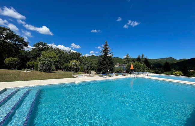 Welcoming Holiday Home in Urbania With Pool - Foto 61