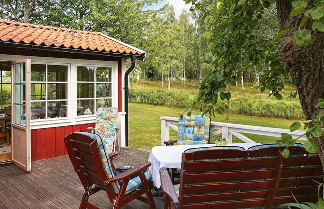 6 Person Holiday Home in Blomstermala - Foto 18