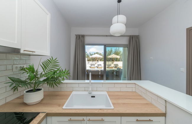 Camelia Luxury Suites - Private Pool & Jaccuzi - Foto 22