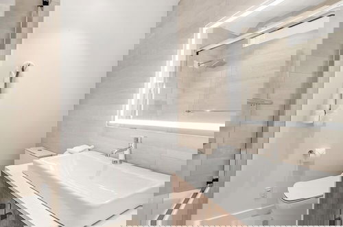 Foto 67 - Fifth Avenue Condominiums by Frias