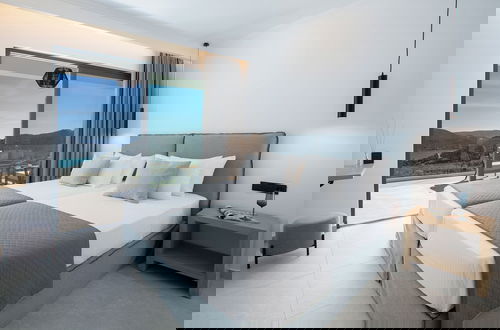 Photo 9 - Oriens Villas