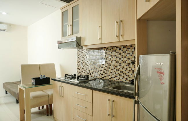 Cozy And Simply 1Br Green Central City Glodok Apartment - Foto 9