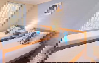 Photo 3 - Host Stay Cobb Court