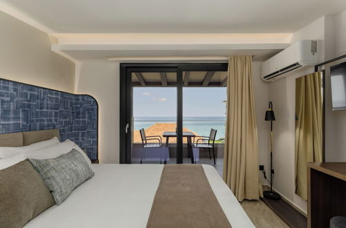Photo 34 - Costa De Luxe Suites