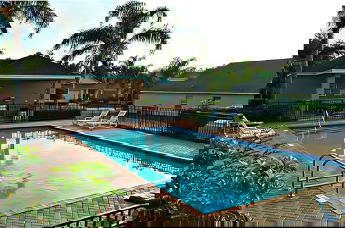 Foto 35 - Upstay - Spacious Lakefront Home Near Disney