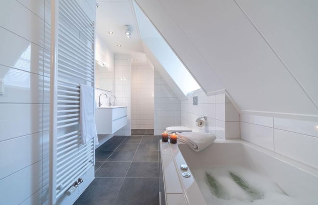 Luxury 8-person Wellness Villa With Sauna and Outdoor hot tub is Unique - Foto 52