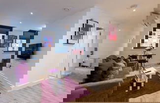 Photo 1 - Modern Apartment in Manchester, Sleep 4