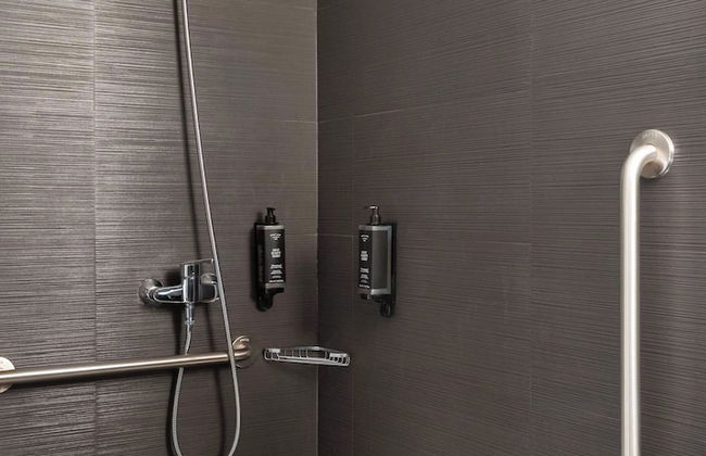 Limehome Madrid Calle de la Madera - Photo 59