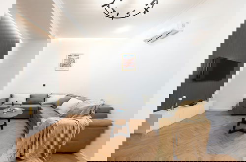 Foto 19 - Chic & Modern 4BR Home in Old Tbilisi