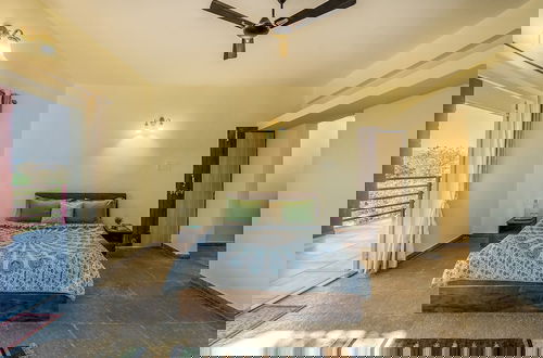 Photo 2 - CosmicStays Elysium Farmhouse