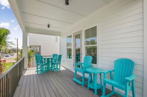 Photo 3 - Luxurious Pelican Place Cottage in Gulf Shores