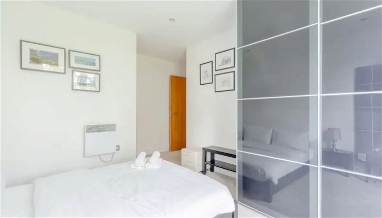 Foto 1 - Bright & Cosy 2BD by the Canal! - Limehouse