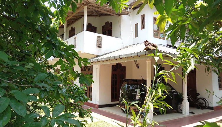 Photo 1 - Charming 3-bed Apartment in Weligama