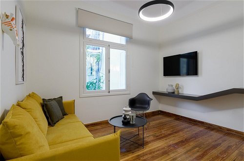 Photo 7 - An Outstanding 3 Bdrm Apartment in the Heart of Athens