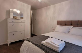 Photo 2 - Tastefully Decorated 1 bed Flat Near Abbeywood