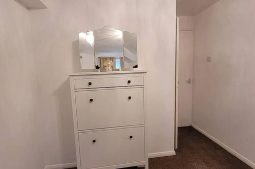 Photo 12 - Tastefully Decorated 1 bed Flat Near Abbeywood