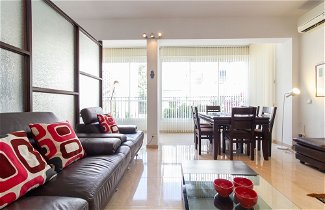 Photo 2 - Bright 3BR in the Beating Heart of TLV
