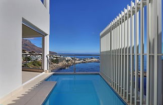 Photo 2 - Cape Nights Villa - Camps Bay