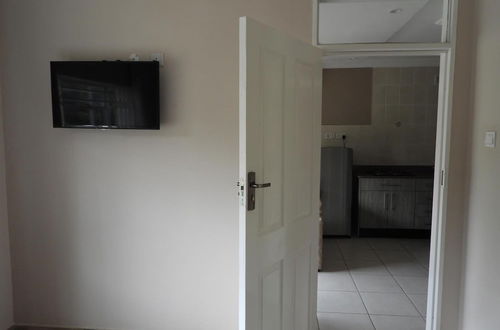 Photo 24 - 2 Bedroomed Apartment With En-suite and Kitchenette - 2069