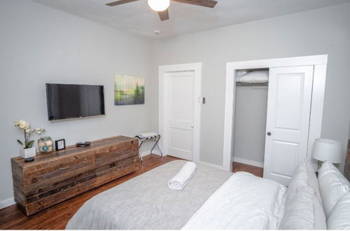 Photo 2 - Remodeled Modern 1br/1ba Apt2 Near Dtwn 5min Pearl