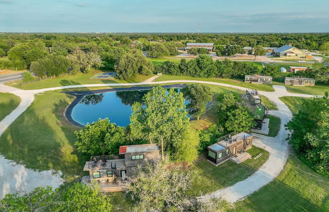 Pecan Grove Container Tiny Home Country Setting 12 min to Baylor Magnolia - Foto 44